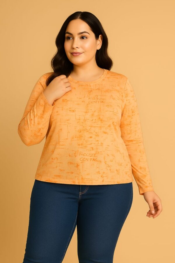 women fasionable TOP size- s colour yellowish orange