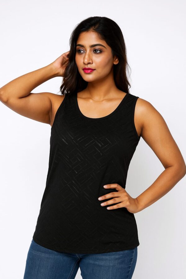 women fasionable lycra TOP size-s colour:- black