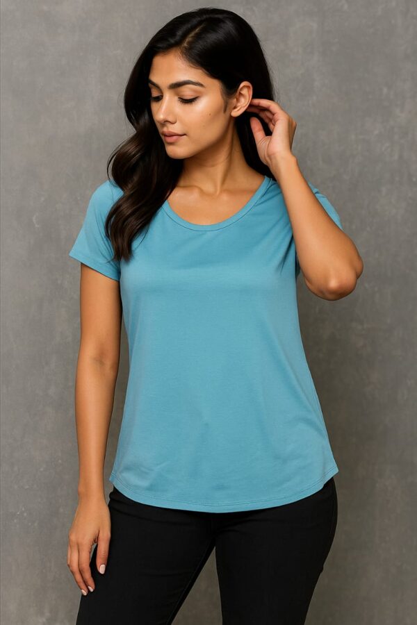 women fasionable lycra T-shirt size- L colour:-blue melange or dazzling blue